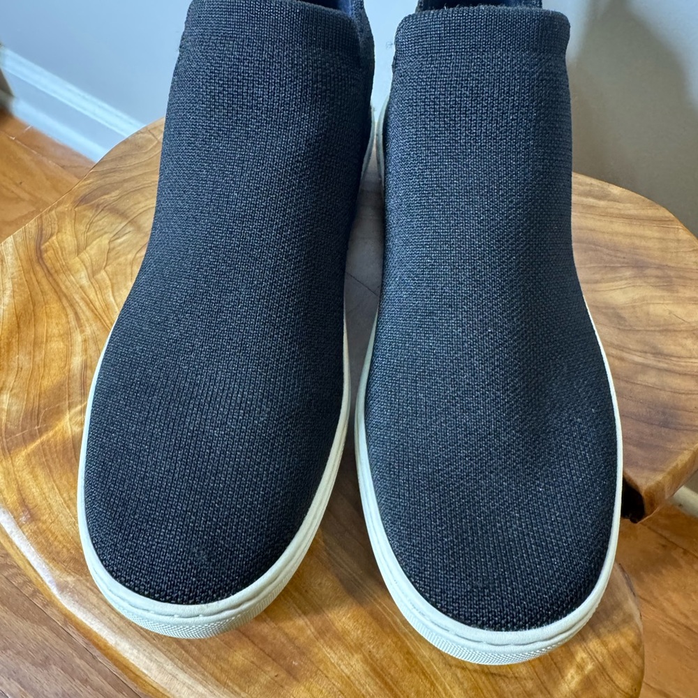 Rothy's Black Chelsea High Top Sneaker Boots Pull On Comfort Women Sz. W7.5 - Picture 8 of 13